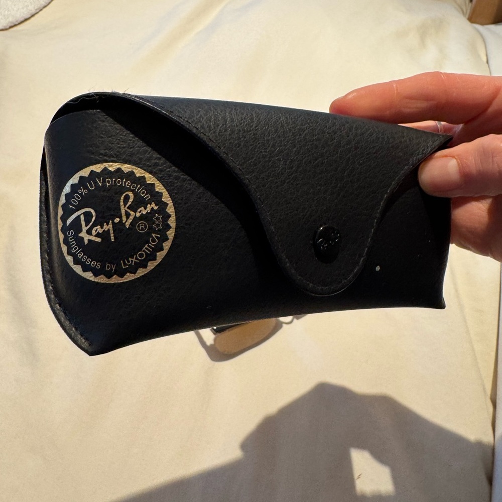 Ray-Ban Tortoise Shell Sunglasses - Picture 5 of 7